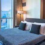 No Resort Fee Strip View Balcony+ Free Valet+ Pool