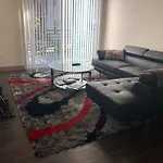 Cozy 2 Bedroom Apartment
