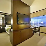 Vdara Deluxe Suite
