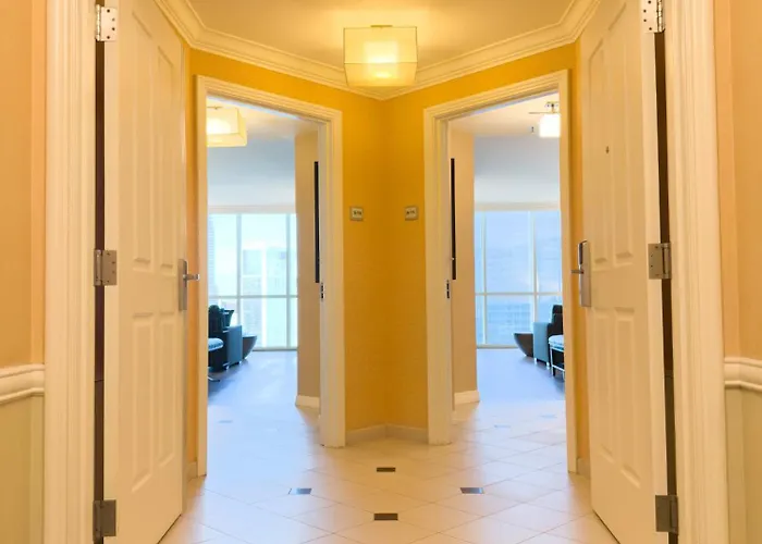 No Resort Fee Strip View Suites+ Free Valet + Pool