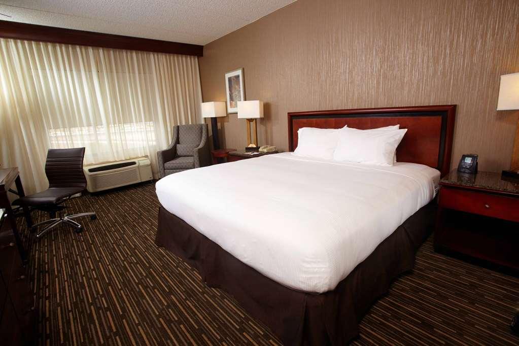 Doubletree By Hilton Vegas Airport 3*