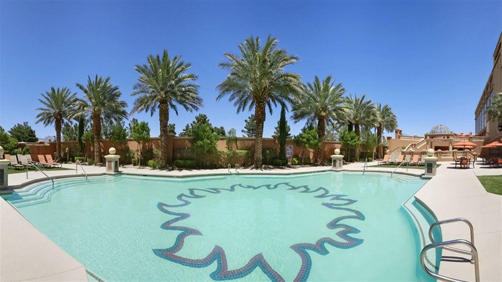 Suncoast And Casino Resort