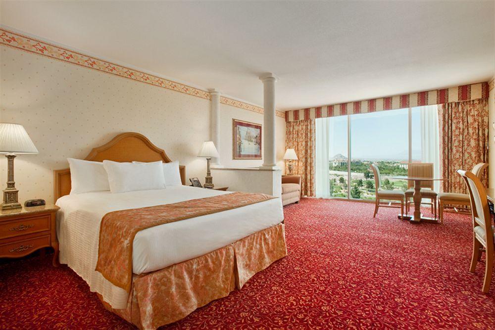 Suncoast And Casino 4* Las Vegas