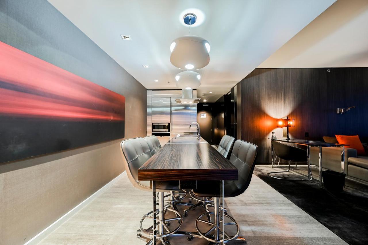 Stripviewsuites Two-bedroom Conjoined At Palms Place Aparthotel *