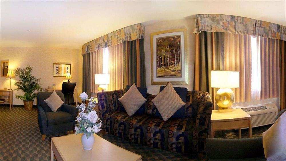 Hotel Western North Vegas & 3*