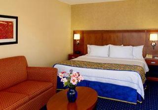 Courtyard By Marriott Vegas Convention Center 3*