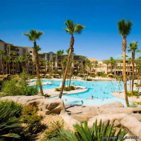 Resort Tahiti Village & 4*