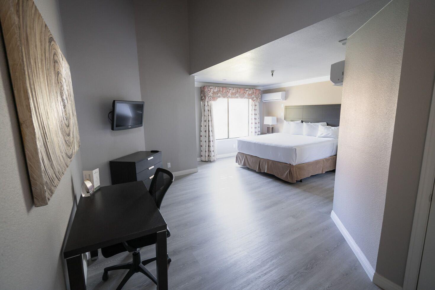Alexis Park Hotel