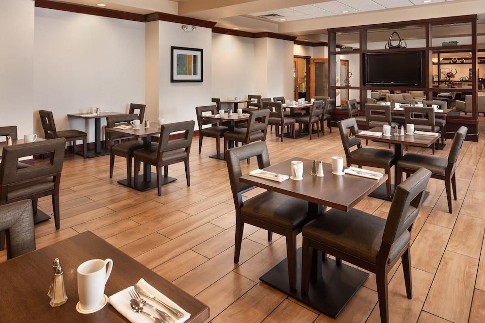 Hotel Doubletree By Hilton Vegas Airport 3*