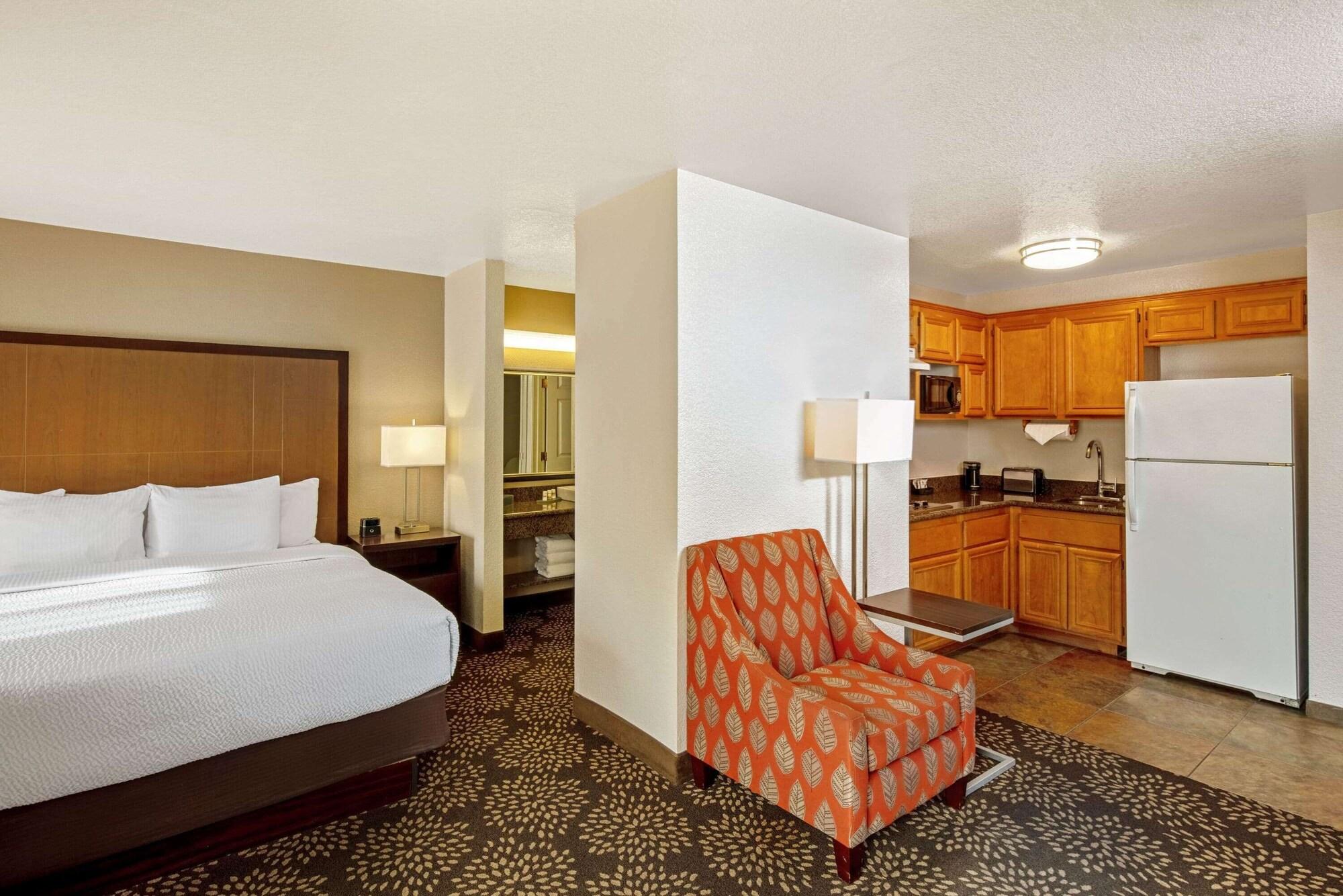 La Quinta By Wyndham Vegas Redrock/summerlin Las Vegas