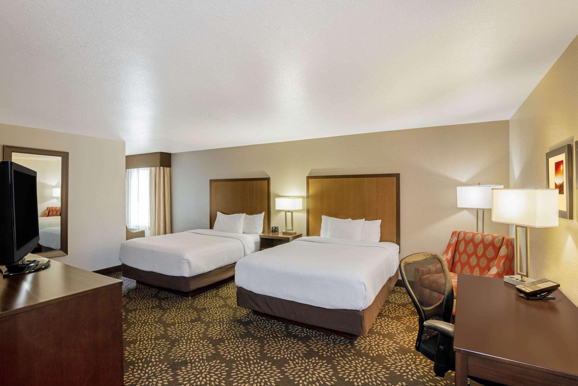 La Quinta By Wyndham Vegas Redrock/summerlin 3*