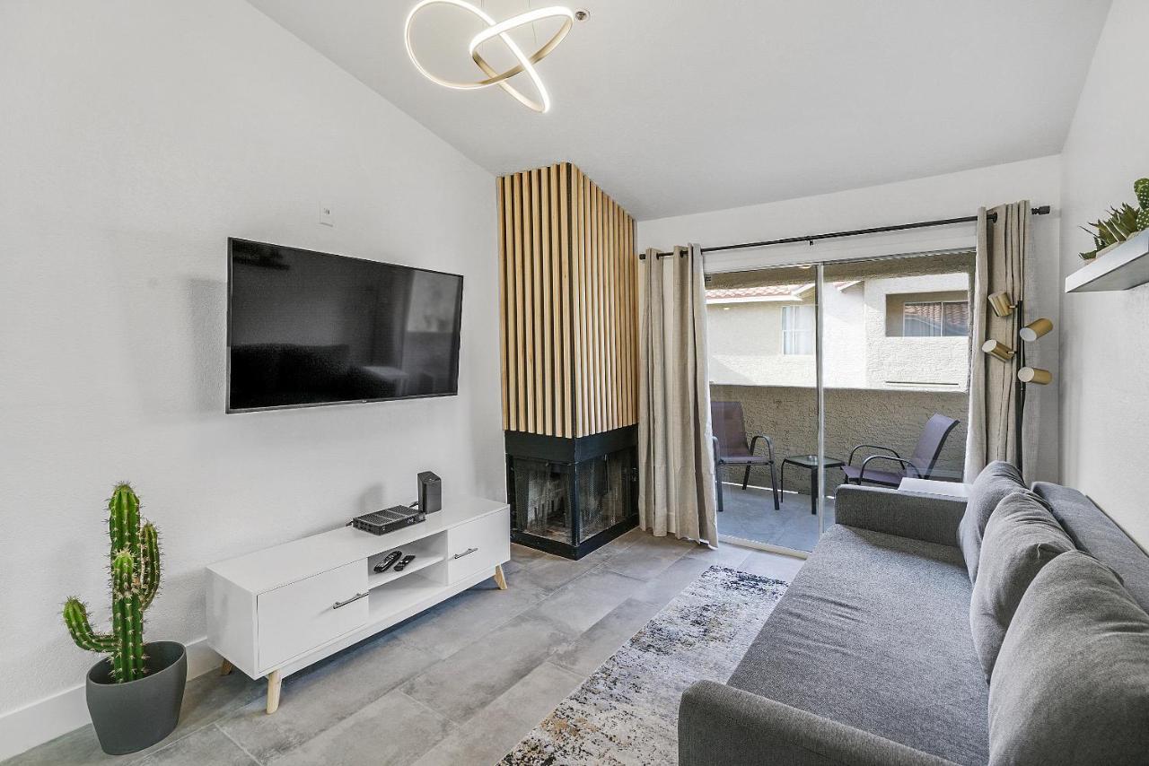 Apartment Close To Strip And Raiders Stadium *