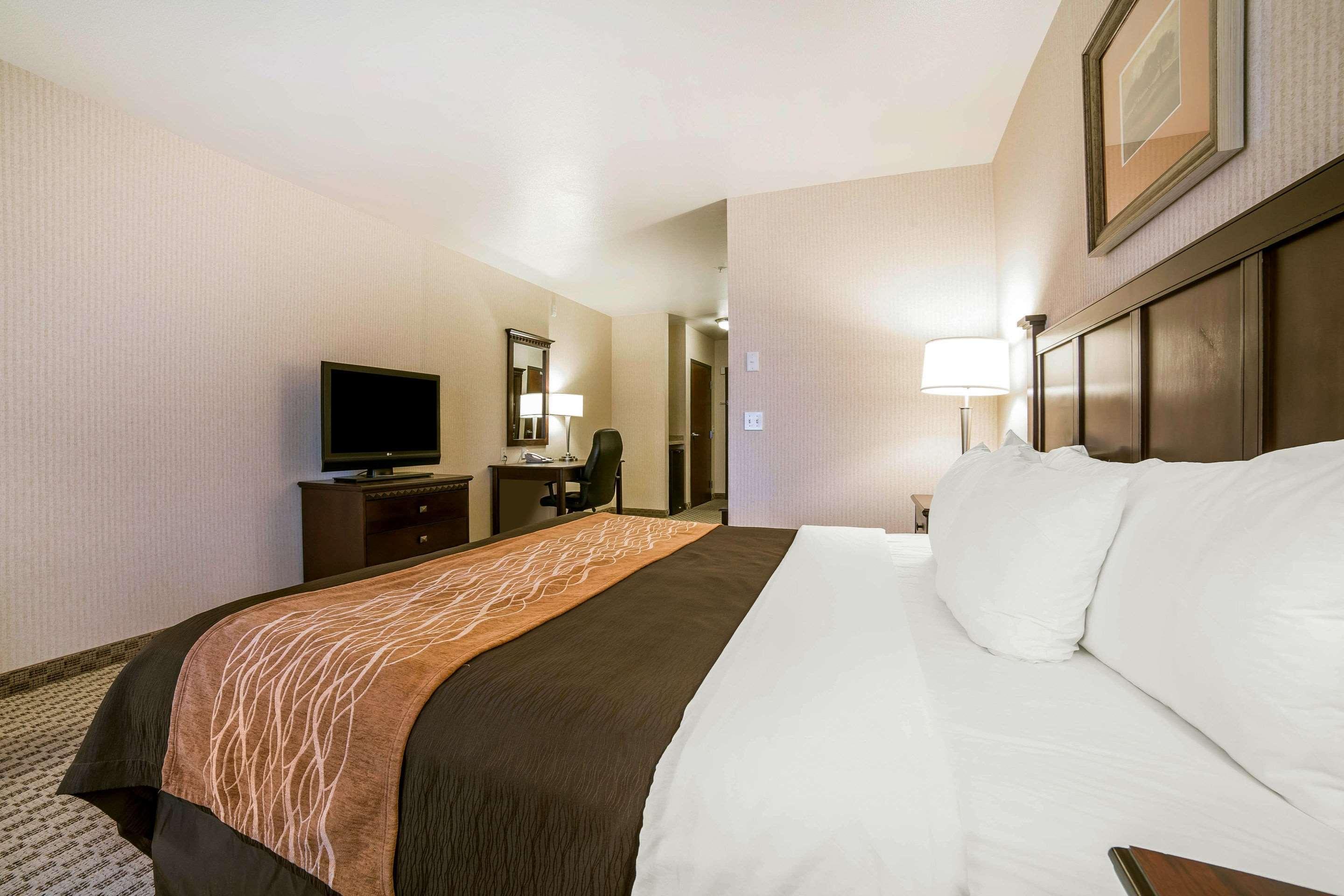 Comfort & Henderson - Vegas 3*