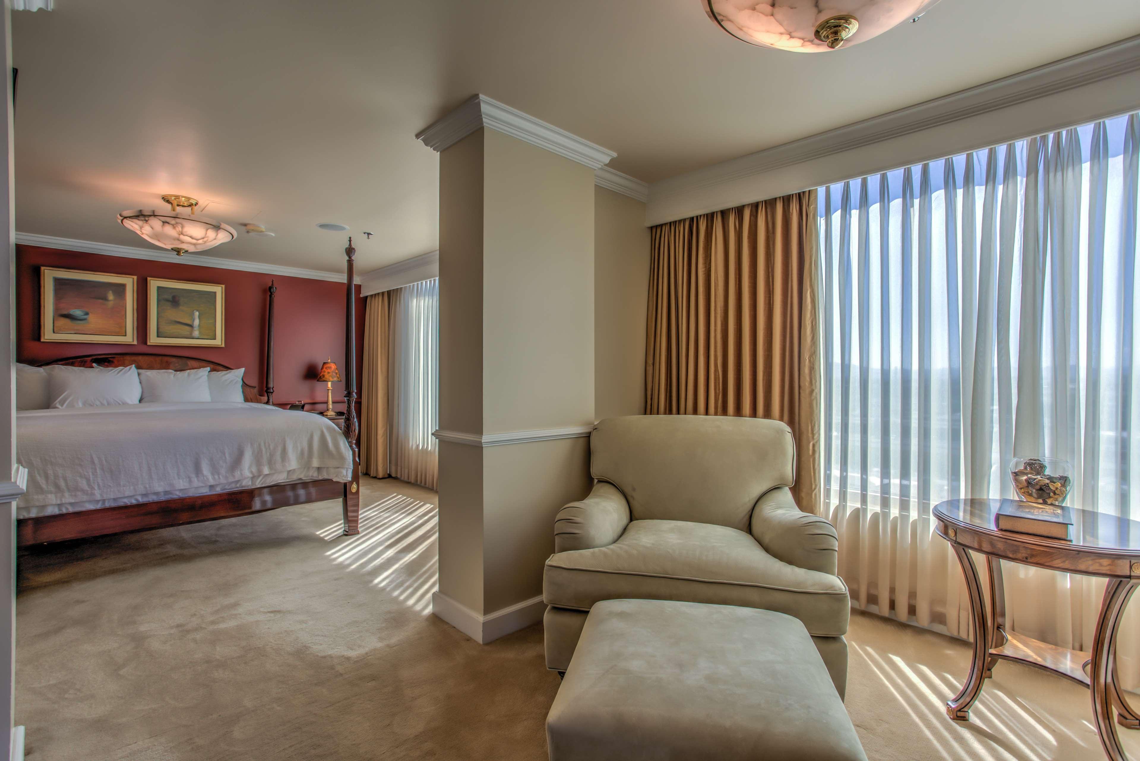 Embassy By Hilton Convention Center Vegas Las Vegas