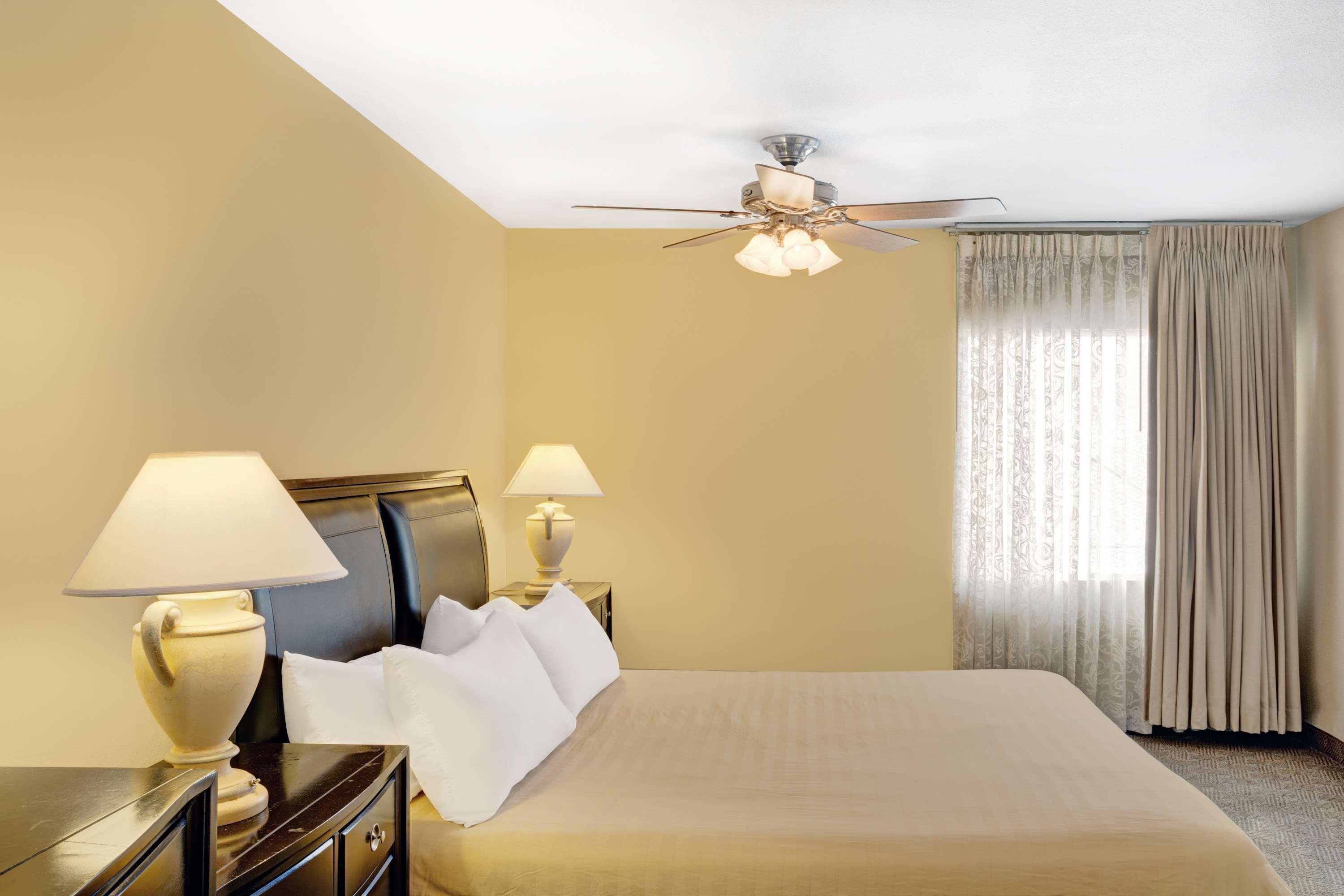 Travelodge By Wyndham Vegas 2*