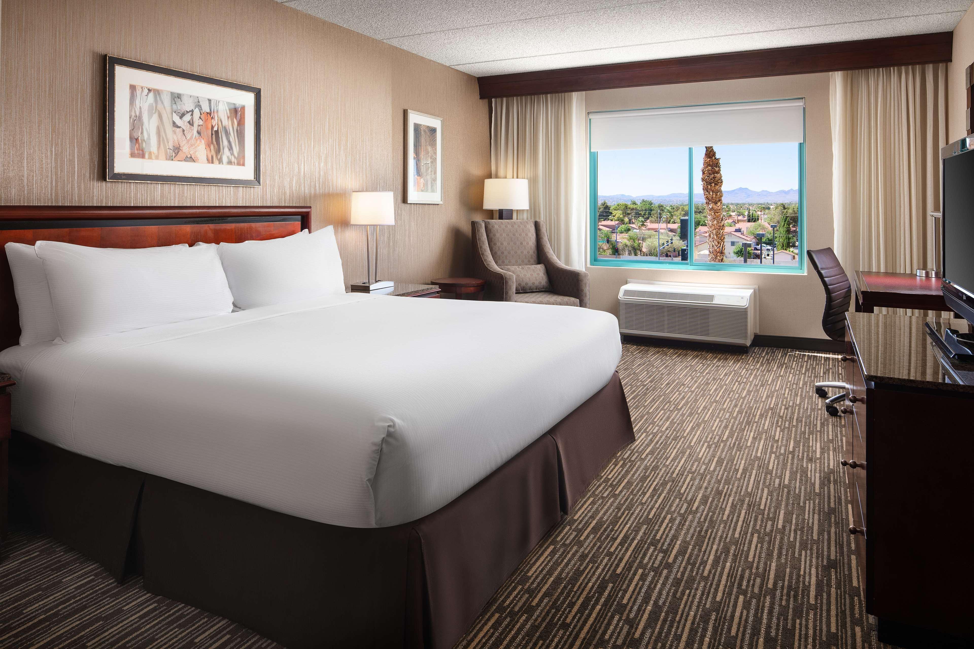 Doubletree By Hilton Vegas Airport Hotel 3*