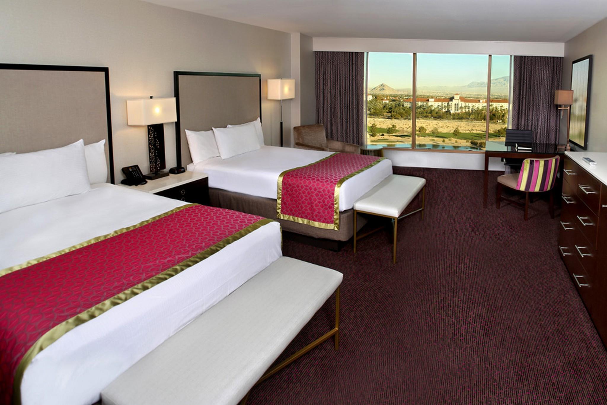 Suncoast And Casino Resort 4*