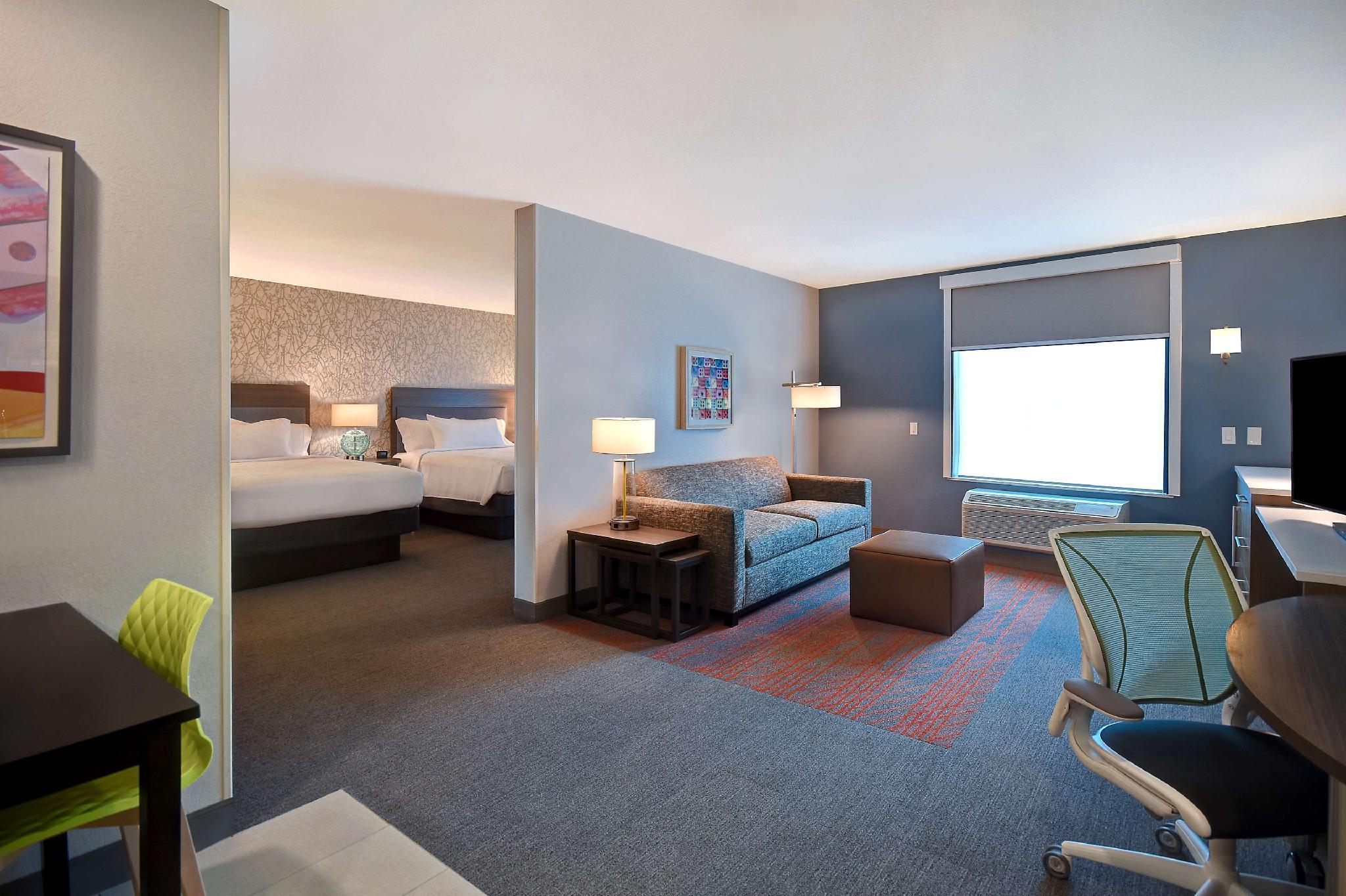 Hotel Hampton & Vegas Convention Center - No Fee 3*