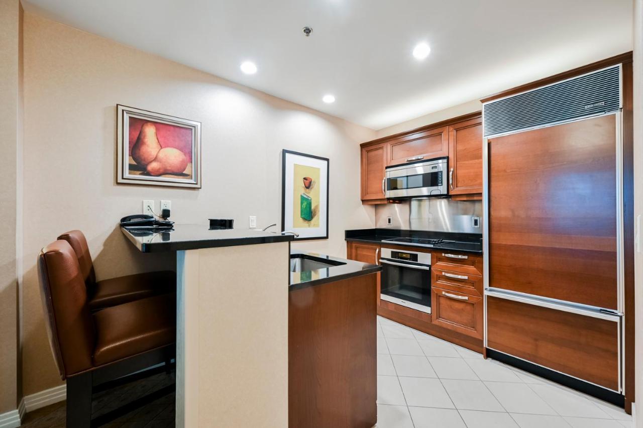 Aparthotel Stripviewsuites Penthouse Two-bedroom Conjoined