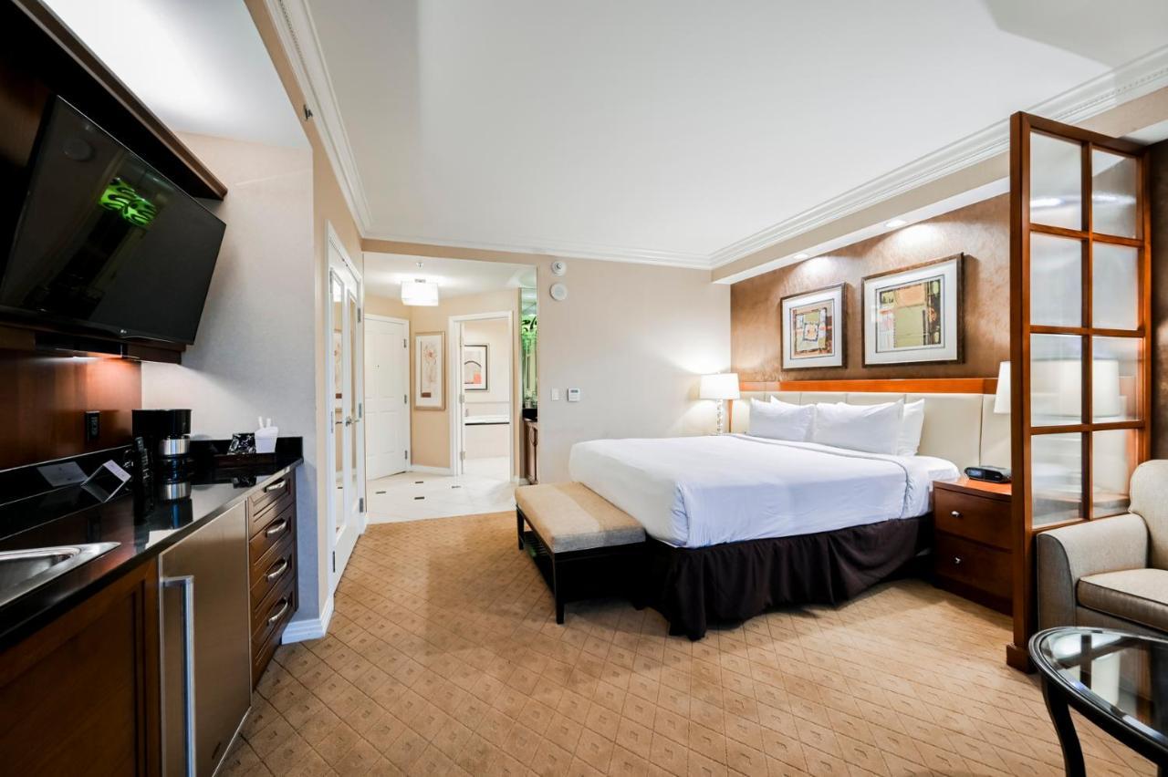 Aparthotel Stripviewsuites Penthouse Two-bedroom Conjoined