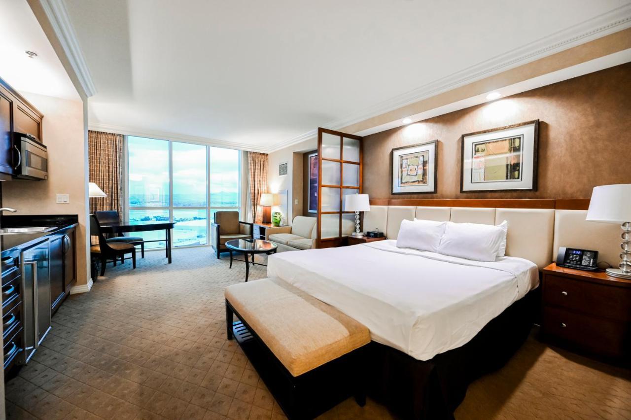Stripviewsuites Penthouse Two-bedroom Conjoined Aparthotel Las Vegas