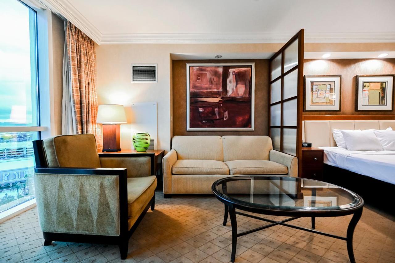 Stripviewsuites Penthouse Two-bedroom Conjoined Aparthotel