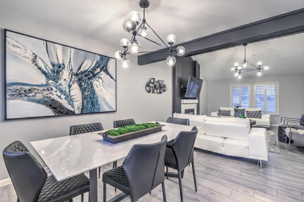 Ferienhaus Vegas Glam, A Five-star Experience, Pool, Wet Deck, Hot Tub, Bar, Bbq *