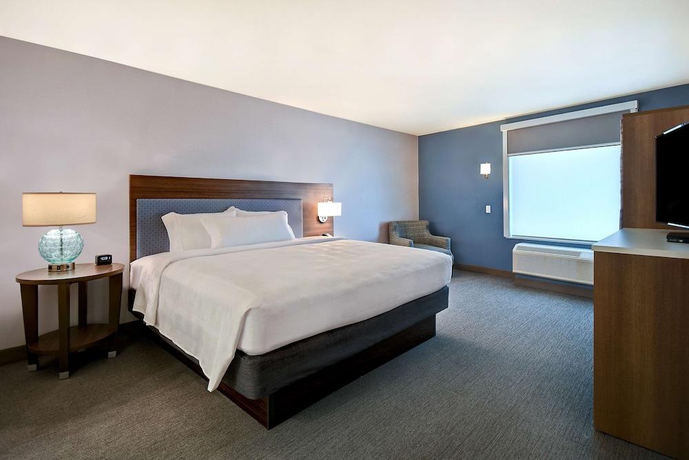Hotel Hampton & Vegas Convention Center - No Fee