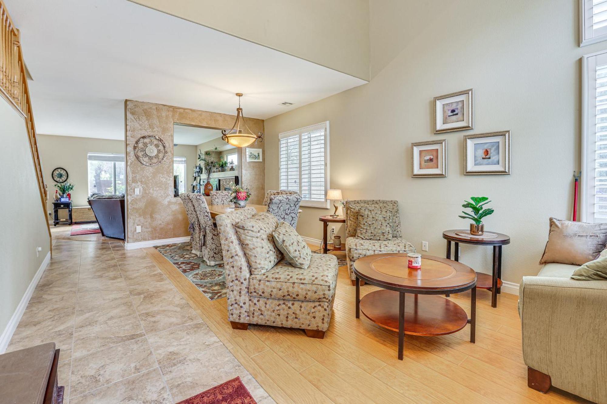 Spacious Vegas 1 Mi To Durango Casino! Holiday home Las Vegas
