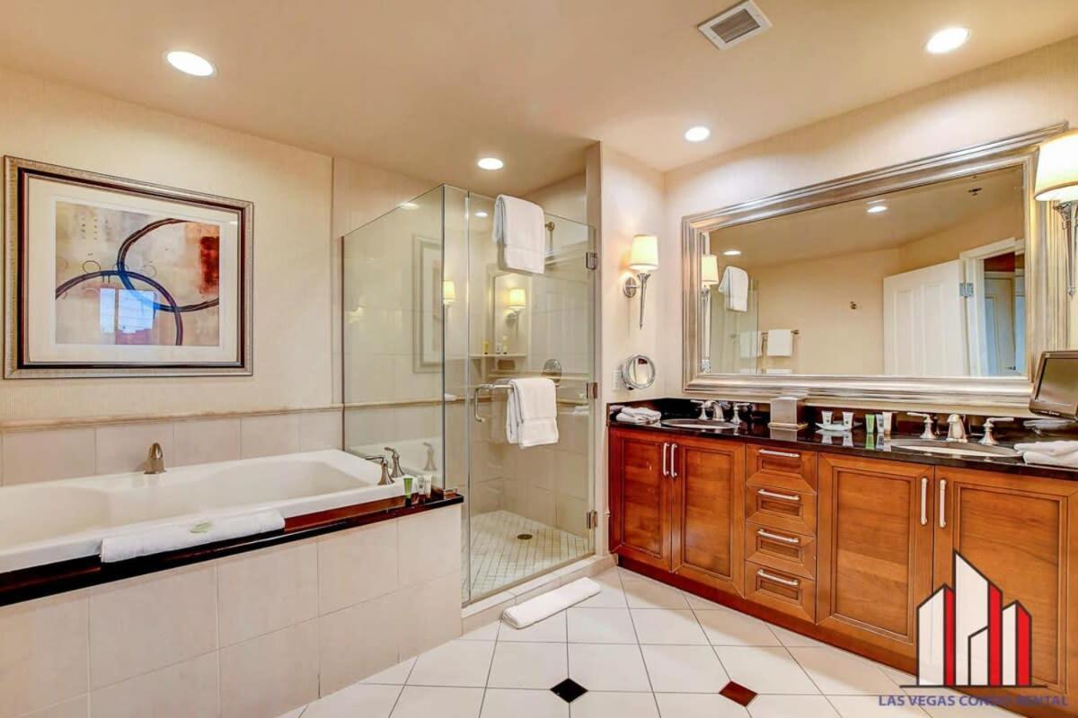 Holiday home Mgm Signature-30-719 Strip View Jacuzzi *