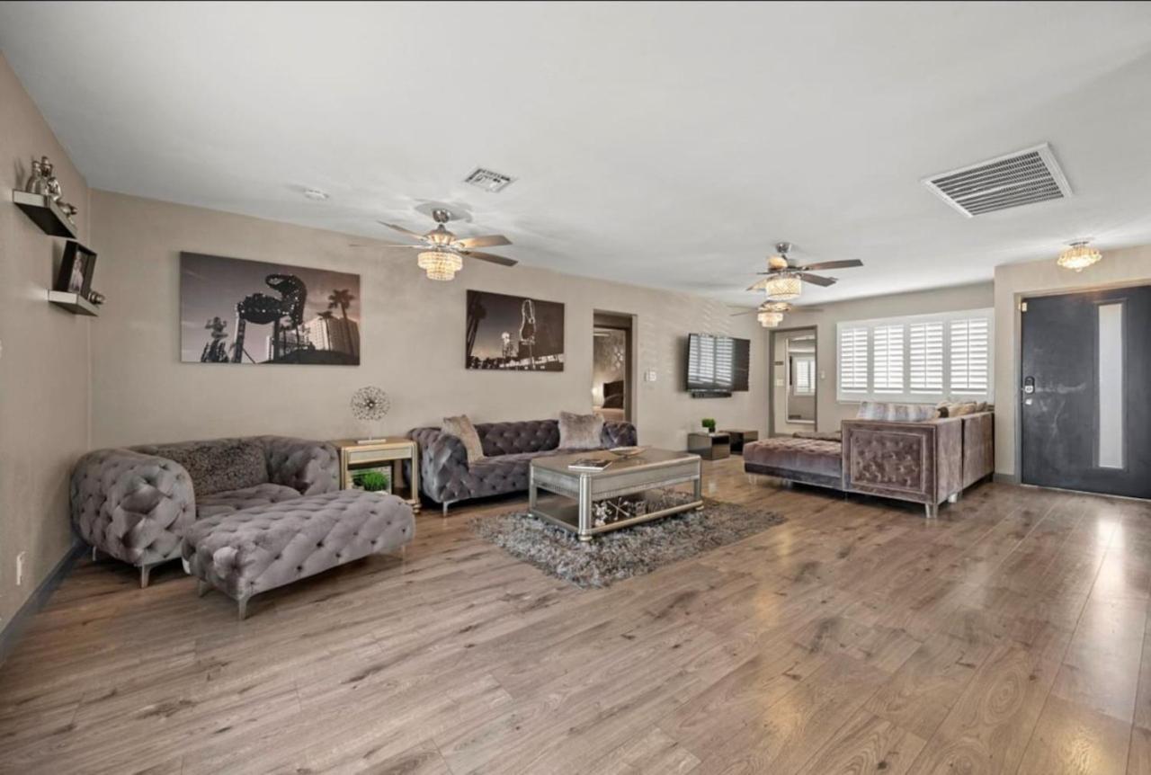 Modern Retreat Close To Lv Strip *