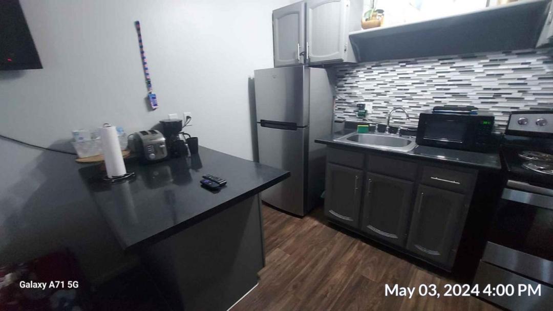Cozy Unlv Corner
