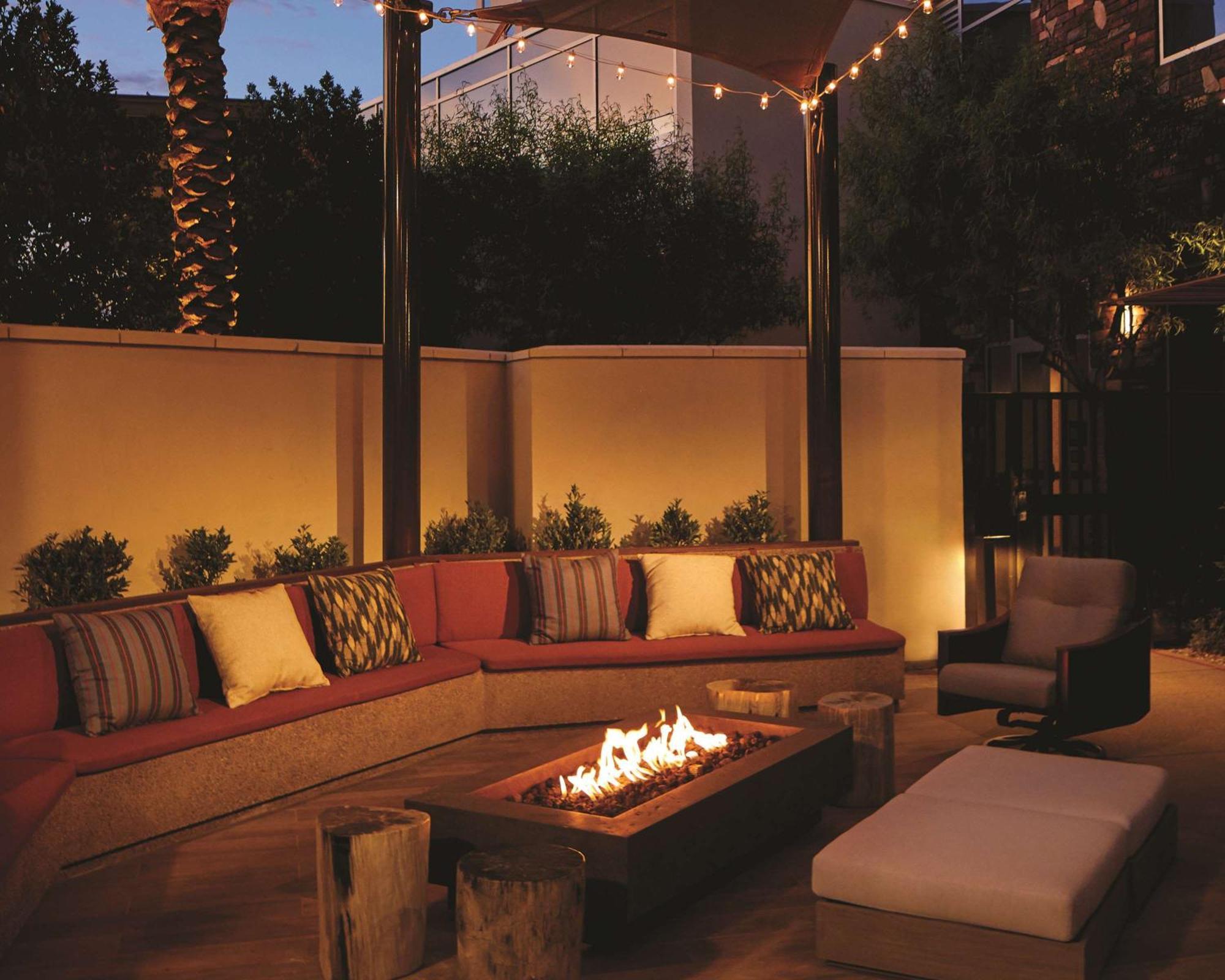 Hotel Hyatt Place Vegas At Silverton Village