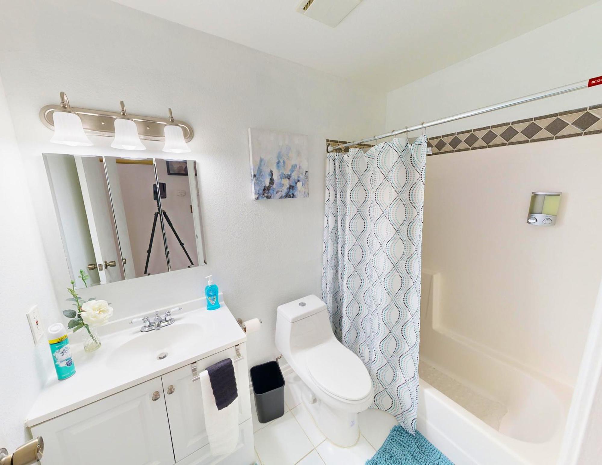 Stylish 2-bedroom Vegas Getaway With Amenities Holiday home