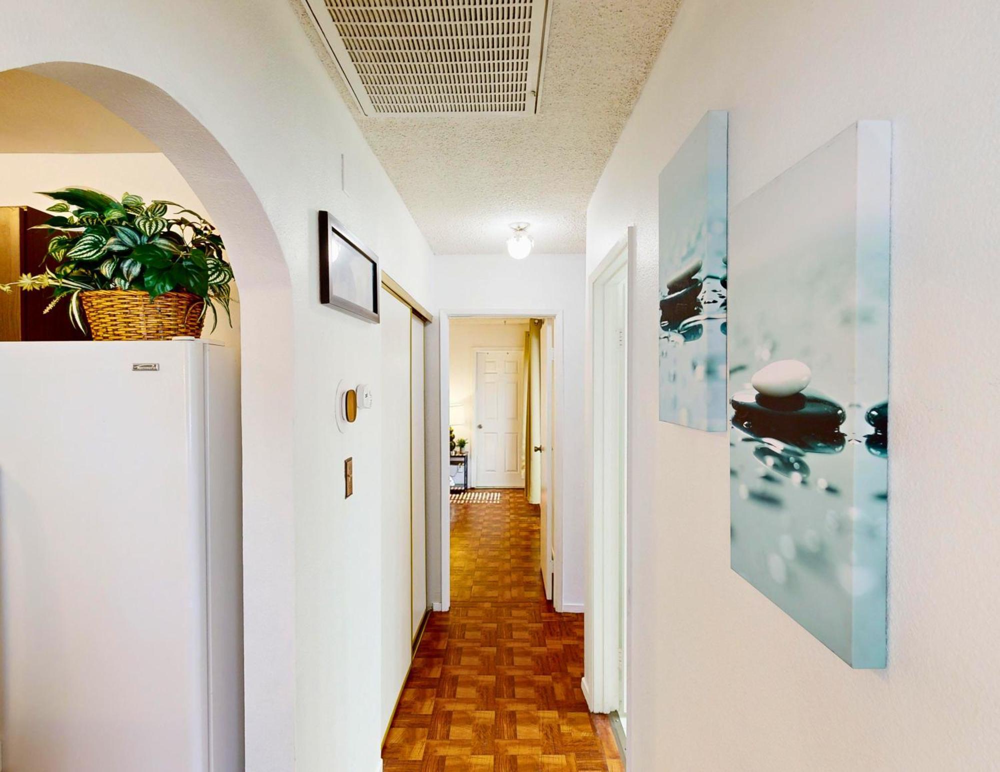 Stylish 2-bedroom Vegas Getaway With Amenities Las Vegas