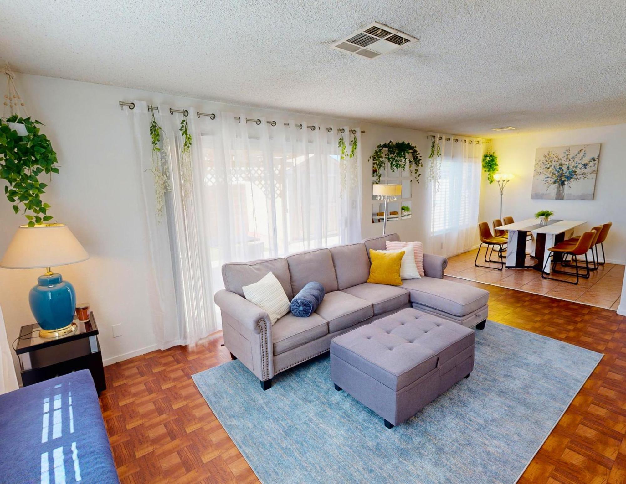 Stylish 2-bedroom Vegas Getaway With Amenities * Las Vegas