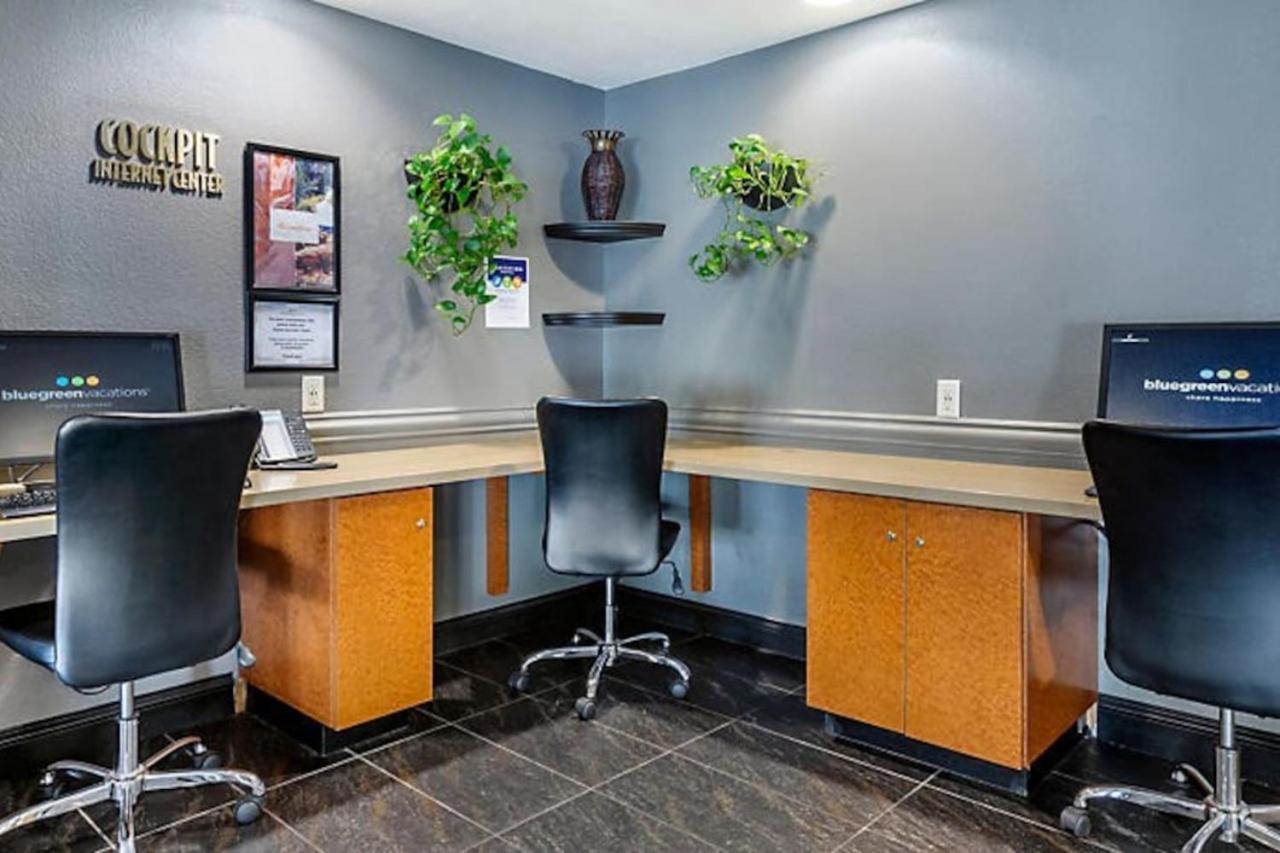 Holiday home 2bd With Amenities And Next To Shopping Right Off The Vegas Strip