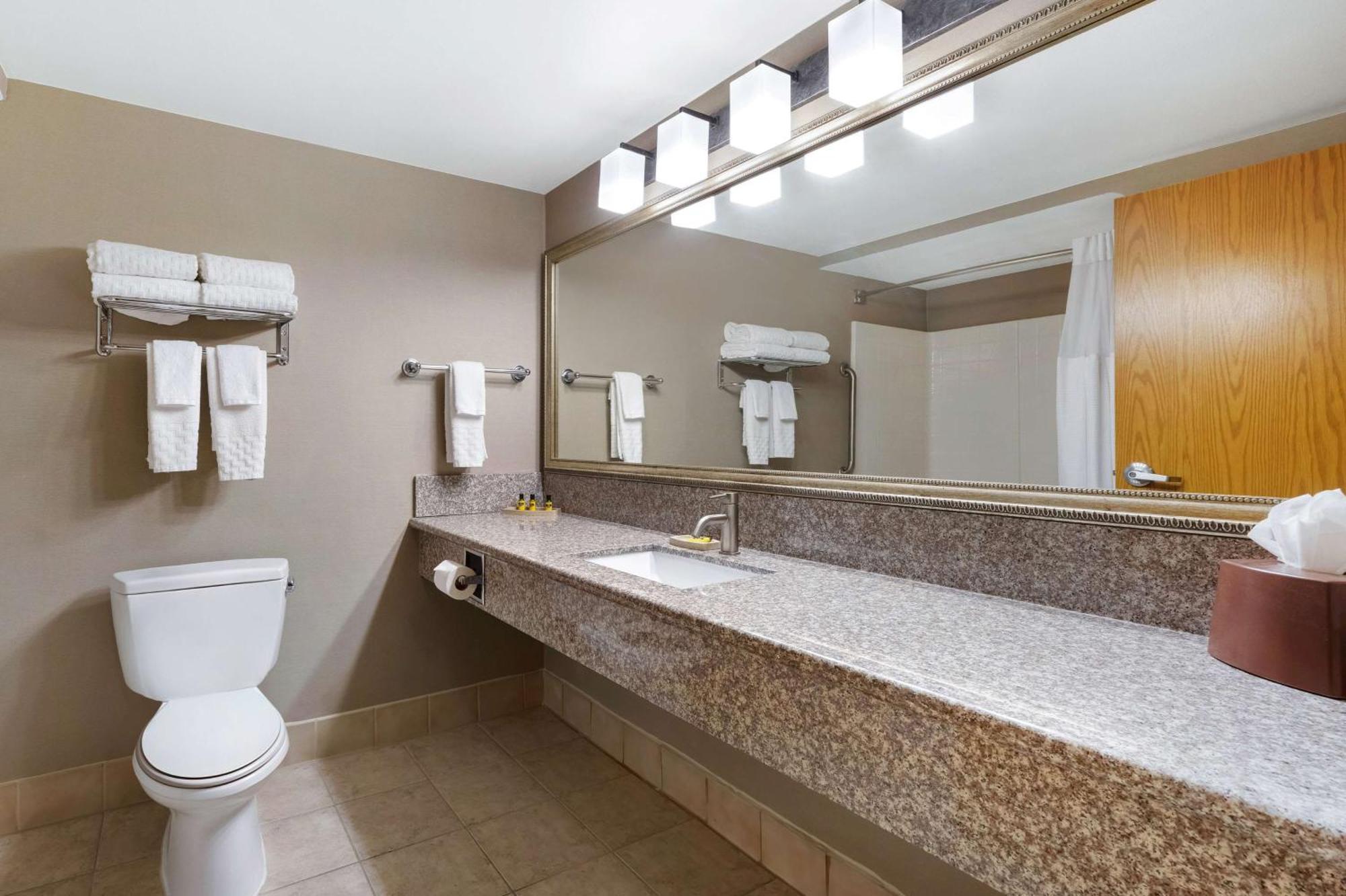 Western North Vegas & 3* Las Vegas