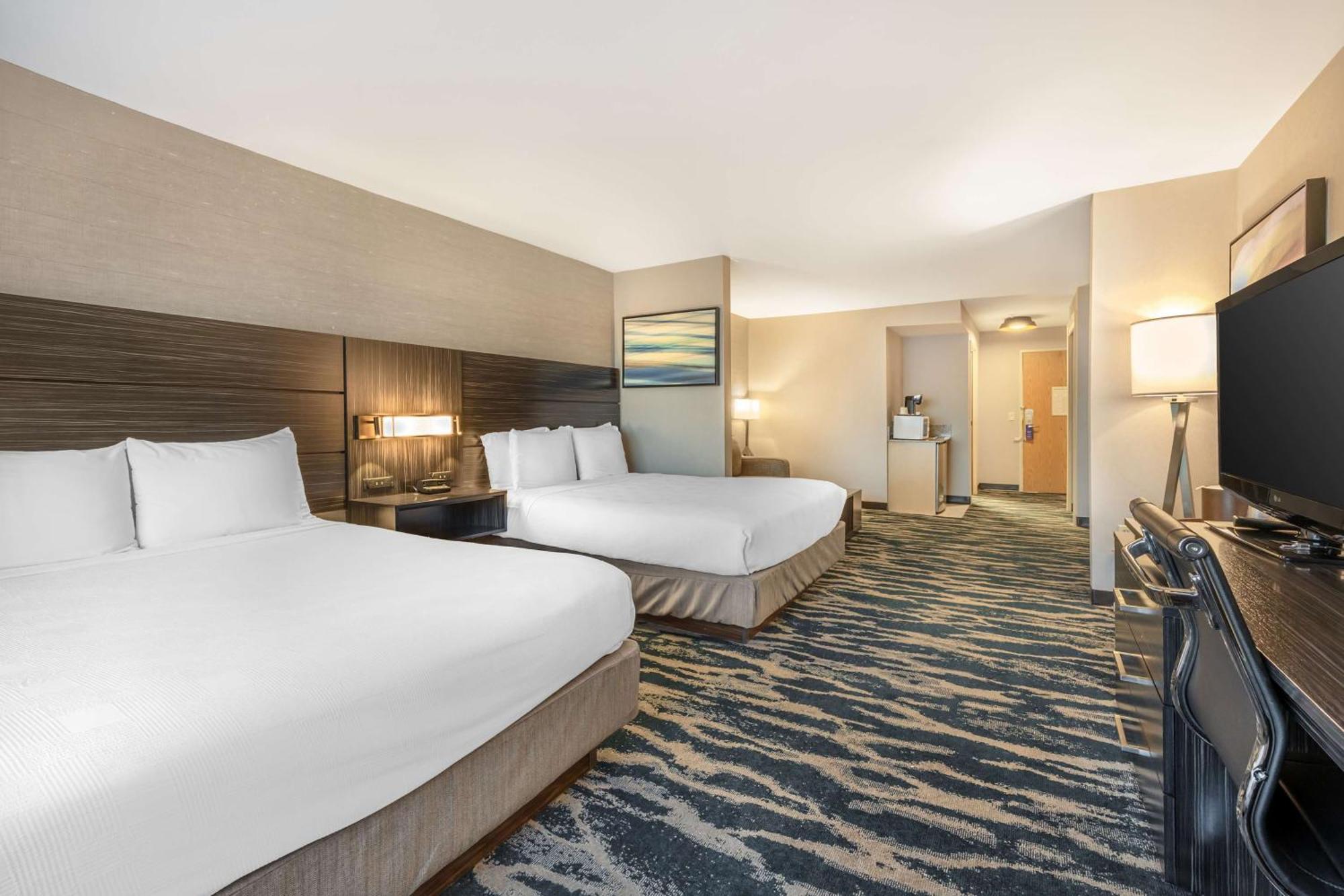 Western North Vegas & Hotel 3*