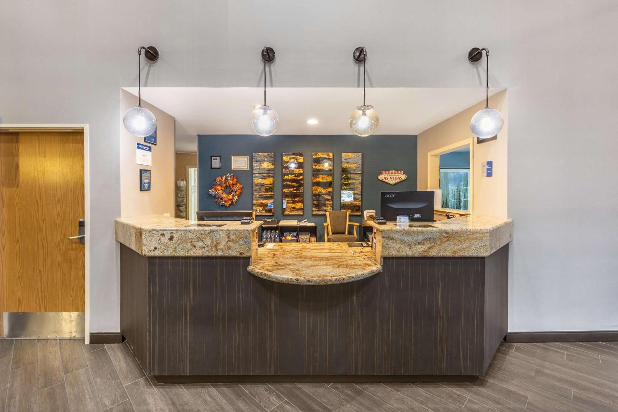 Western North Vegas & 3* Las Vegas