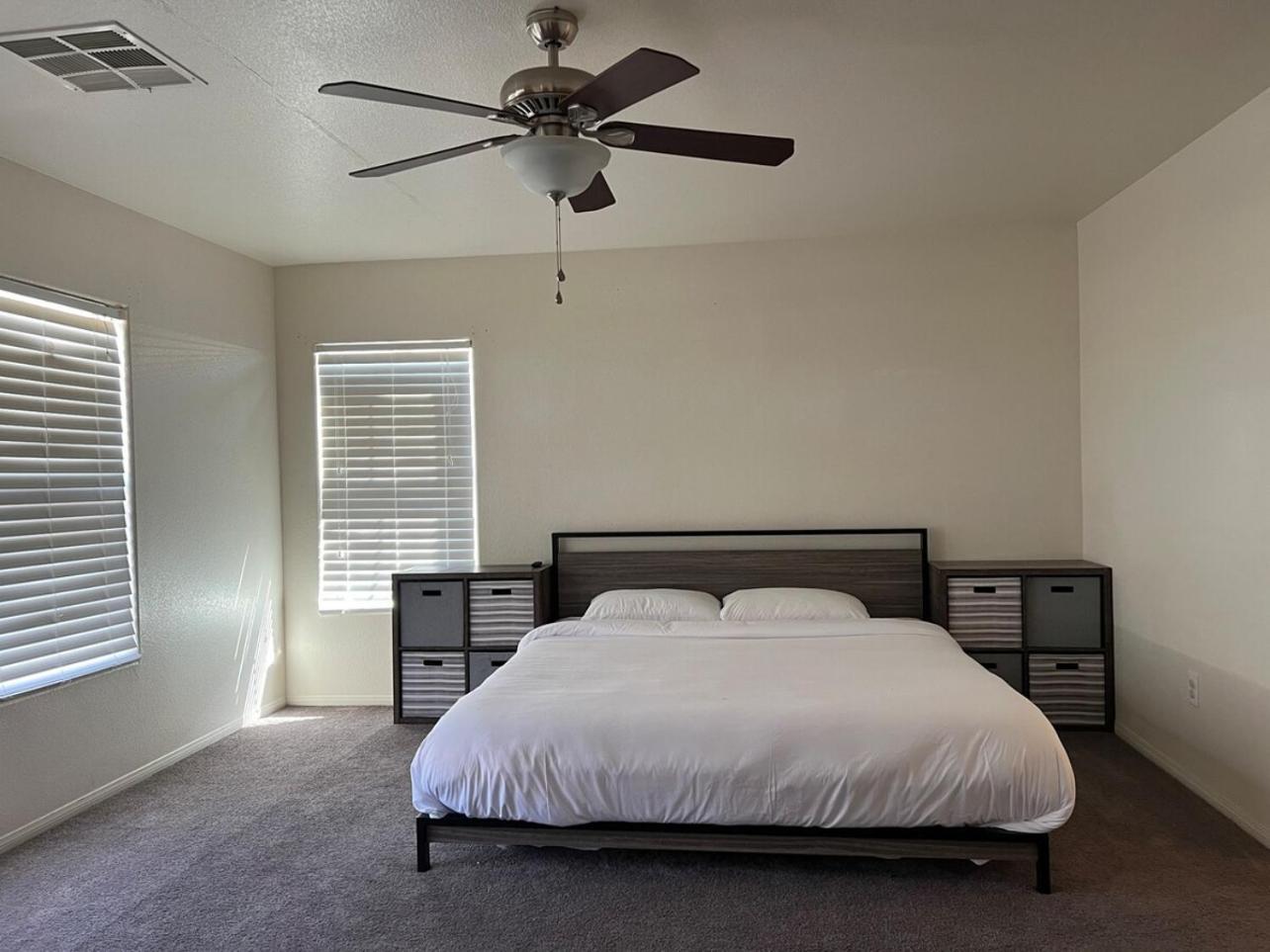 Extended 3 Or 4 Beds Cozy Smart Living Holiday home *