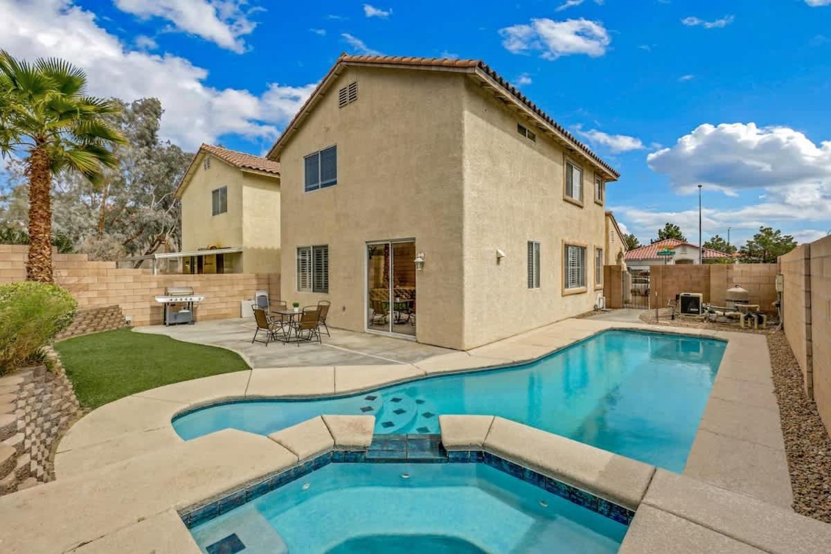 The Designer House With Heated Pool And 10 Min To Strip Great For Family * Las Vegas
