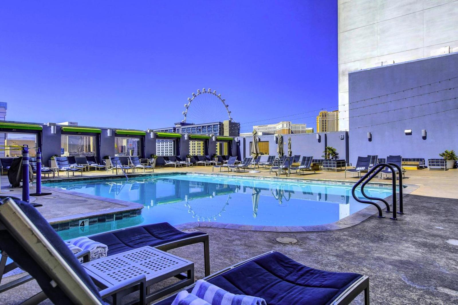 Aparthotel Sphere In Hd! - 