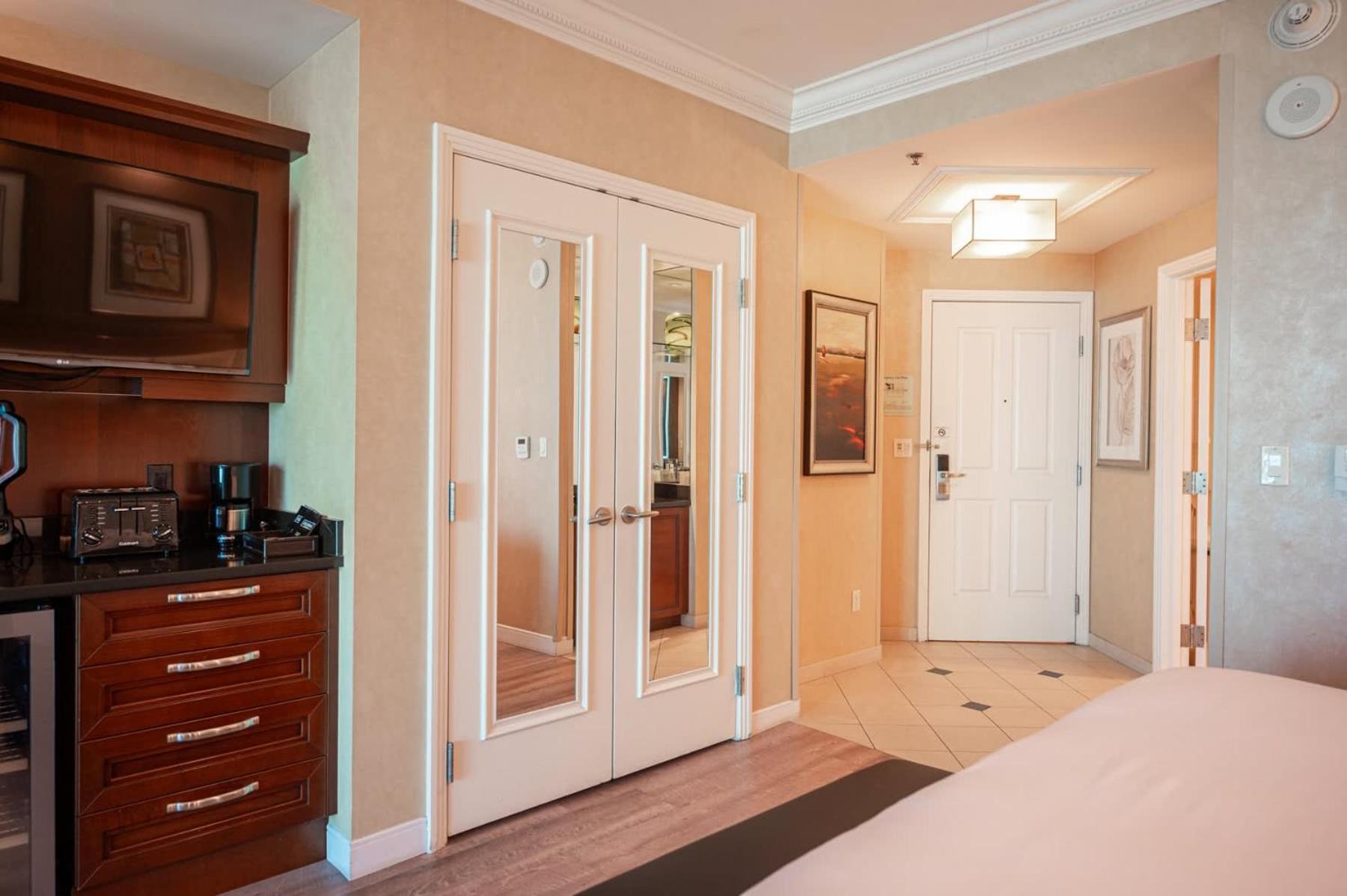 Ferienhaus No Fee Strip View Balcony+ Free Valet+ Pool *