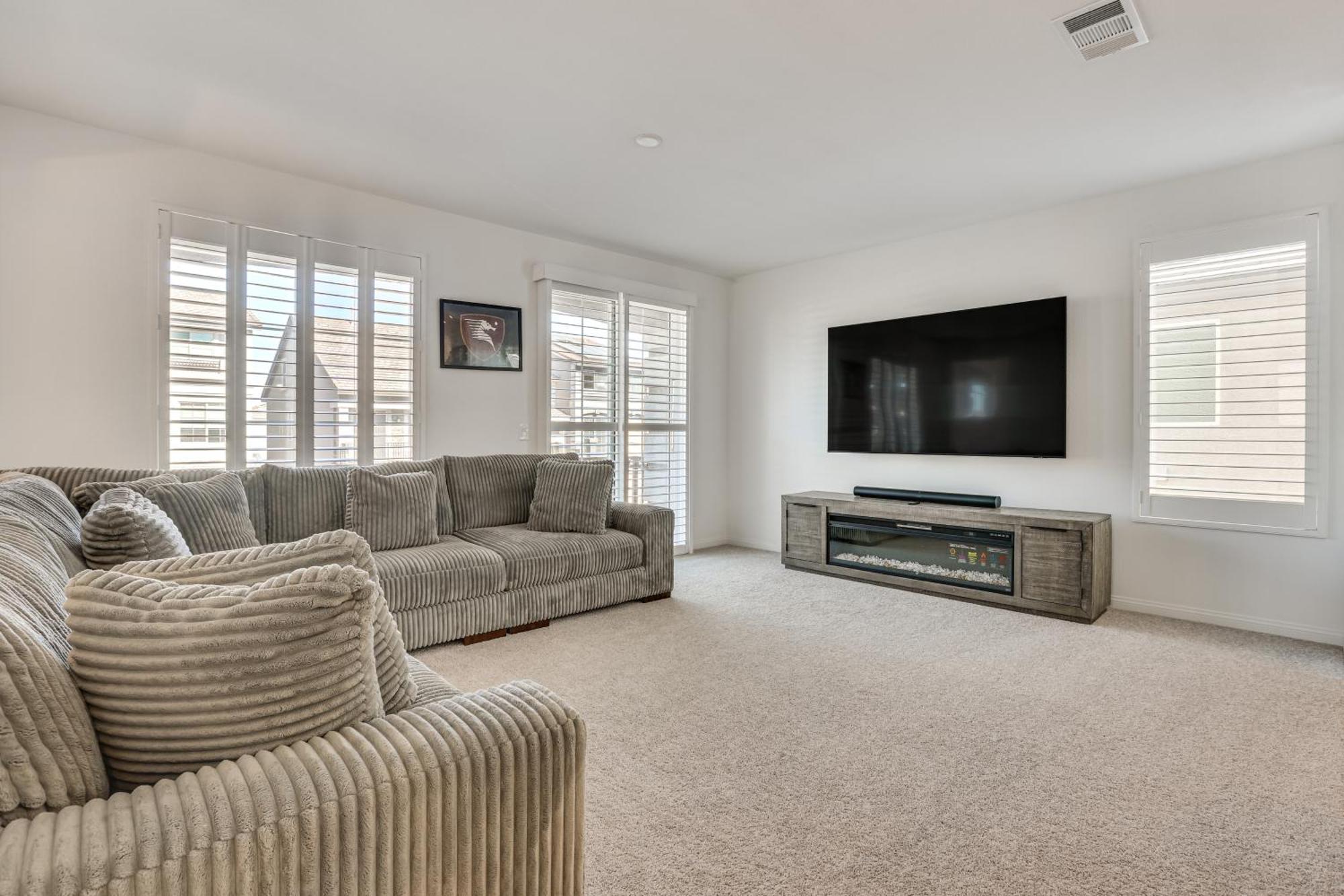10 Mi To The Strip Spacious Extended Vegas Stay! Holiday home