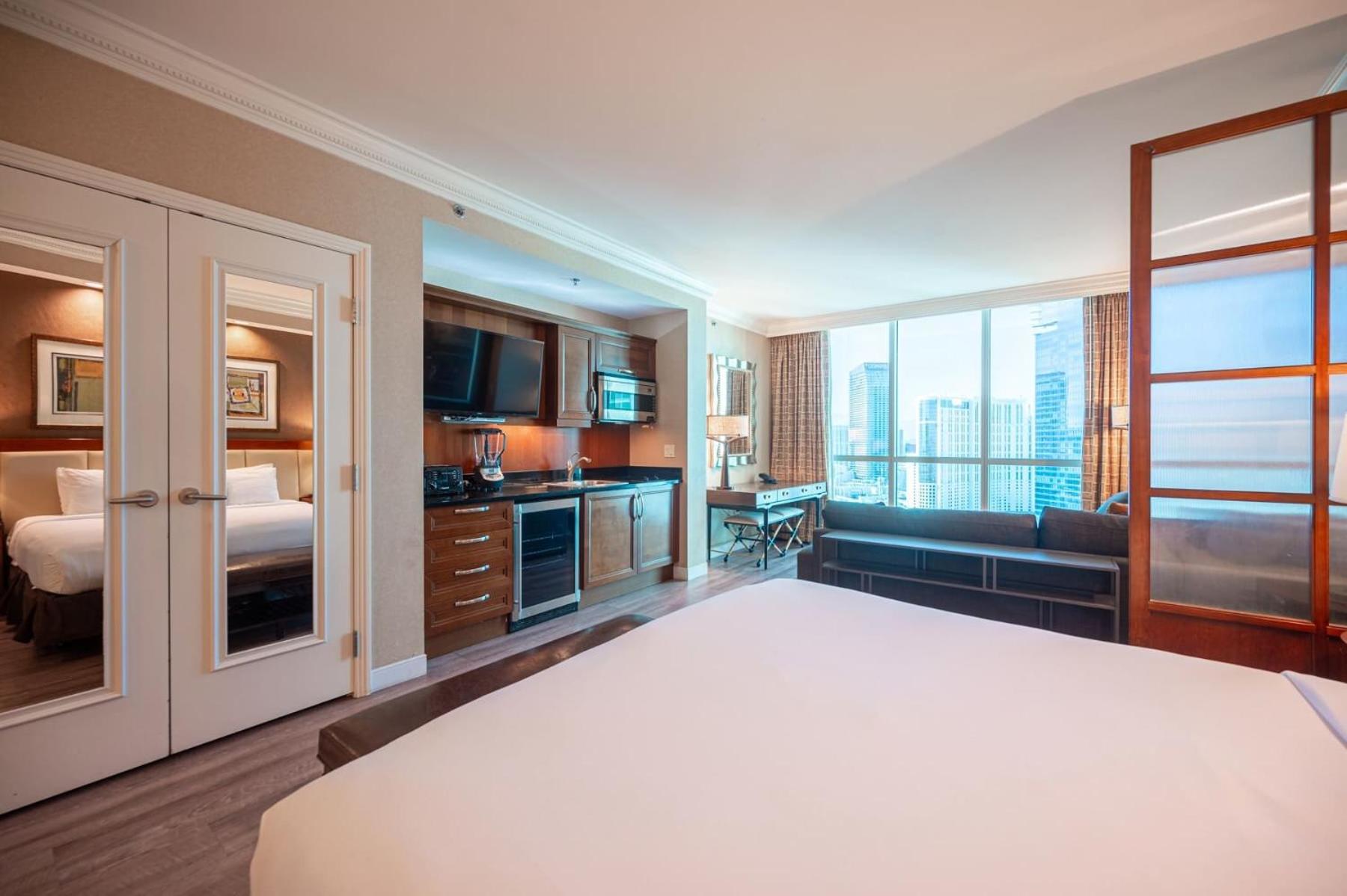 Holiday home No Fee Strip View Suites+ Free Valet + Pool