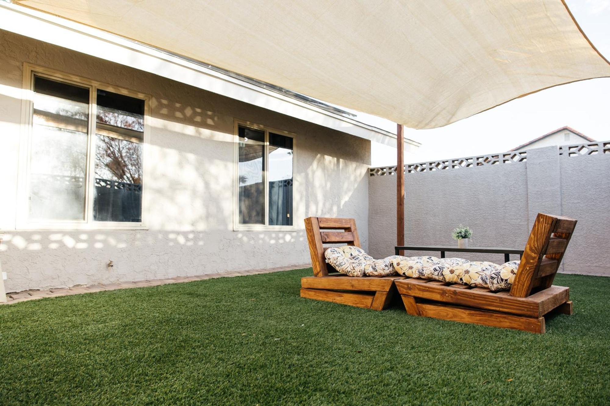 Beautiful And Spacious 3 Bedroom House Ferienhaus
