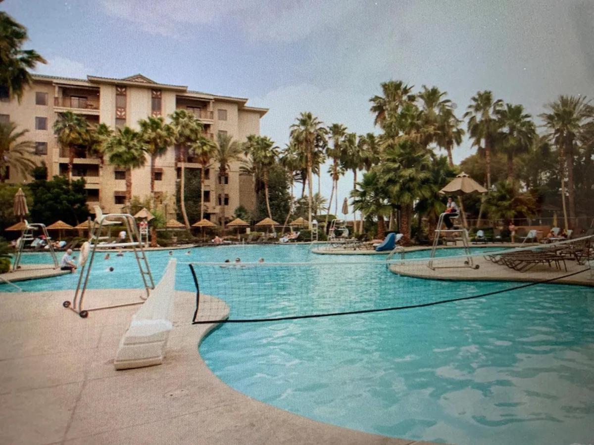 Resort Tahiti Village & 4*