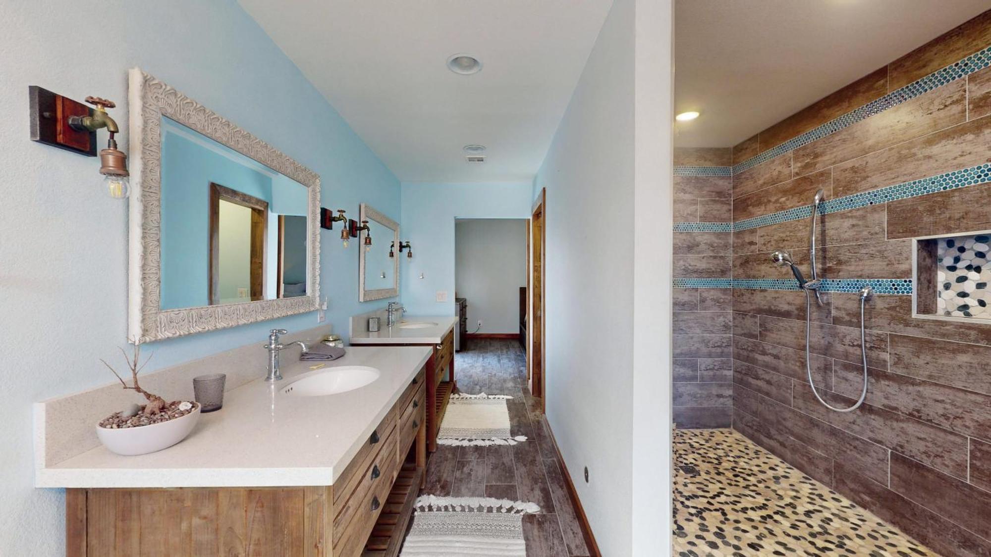 Holiday home Modern Family W Pool Near Strip *