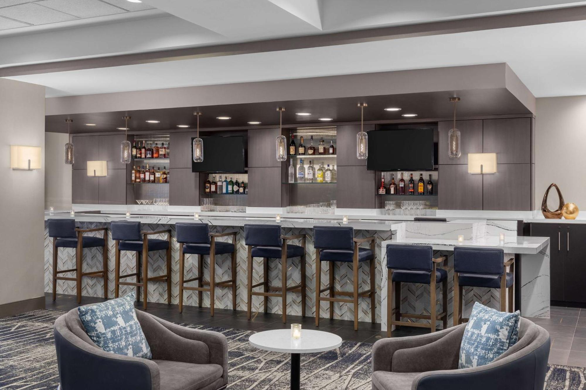 Hotel Doubletree By Hilton Vegas Airport 3*